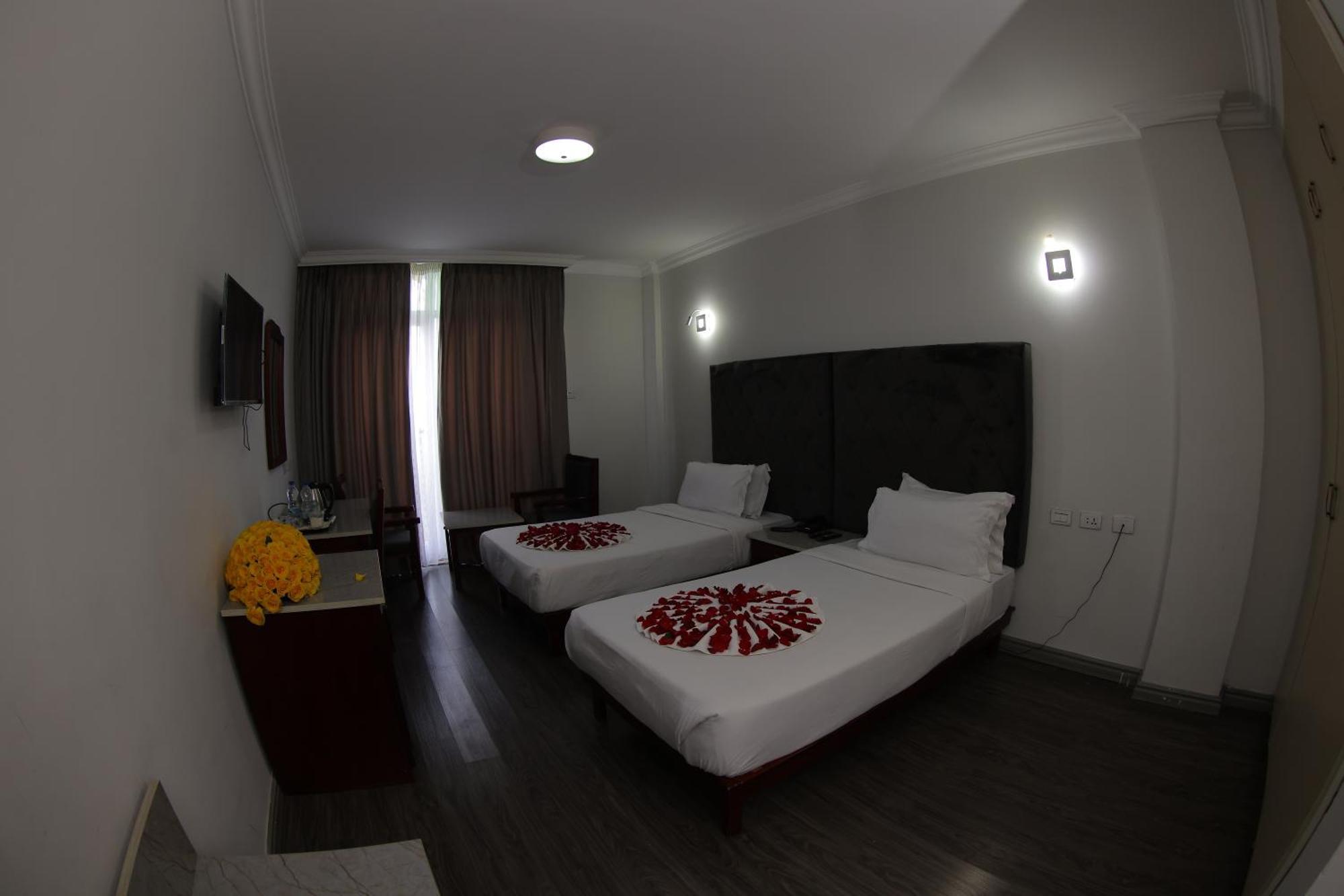 Trinity Hotel Аддис-Абеба Екстер'єр фото