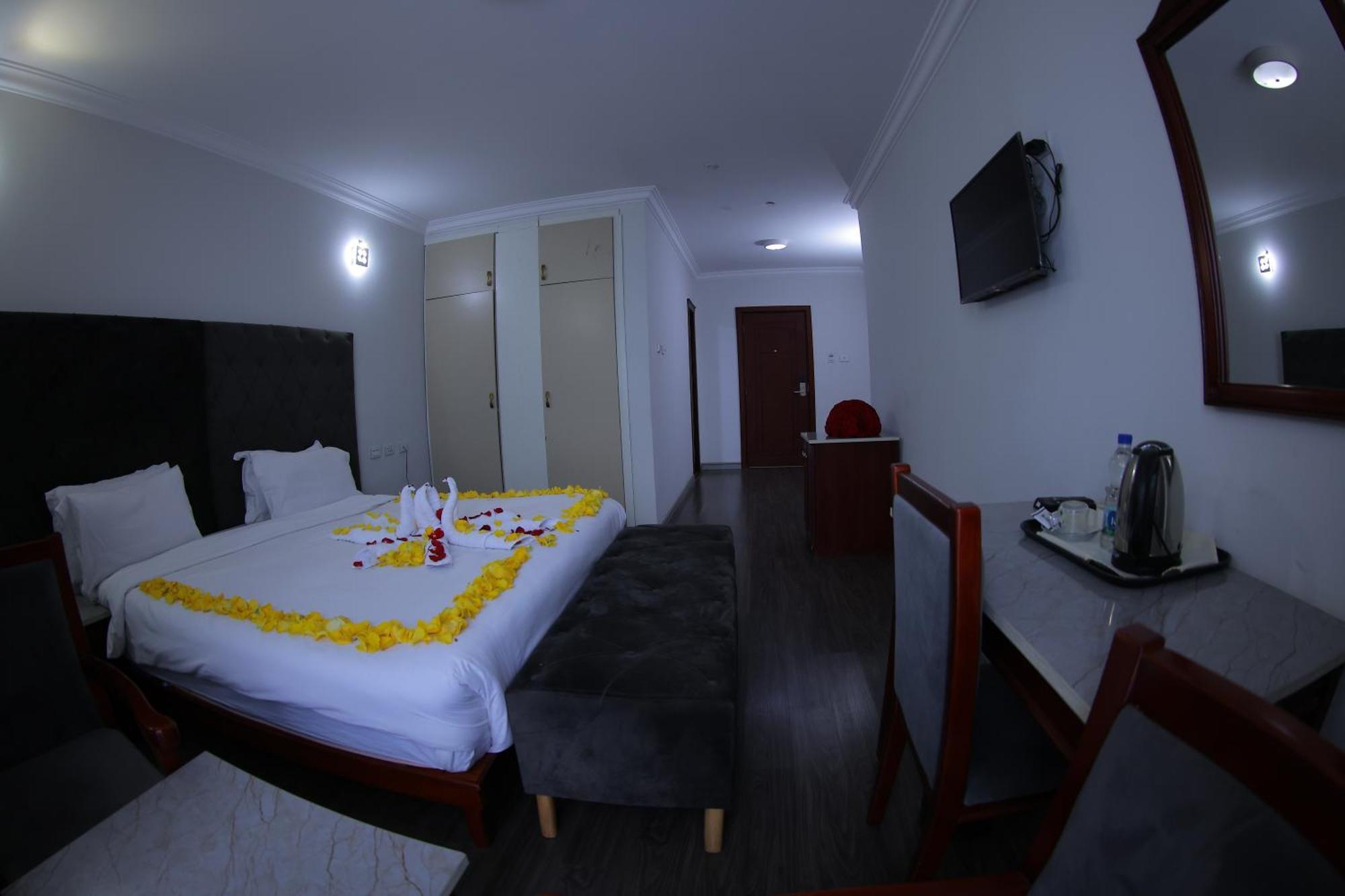 Trinity Hotel Аддис-Абеба Екстер'єр фото